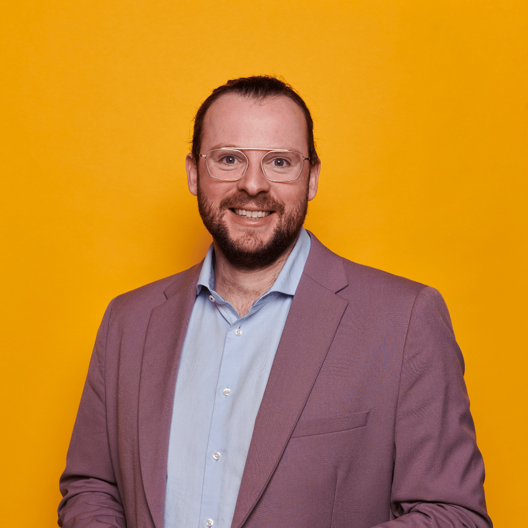 Maxim Sergeant Maxim Sergeant